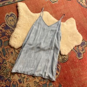 Aritzia TNA Vivienne Dress Size Large